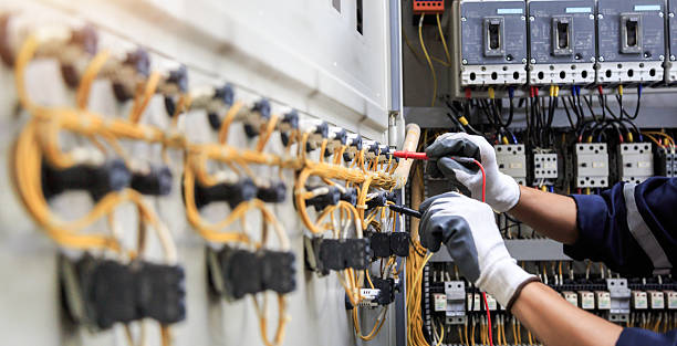 Professional Electrician technician working in Kingston, WA
